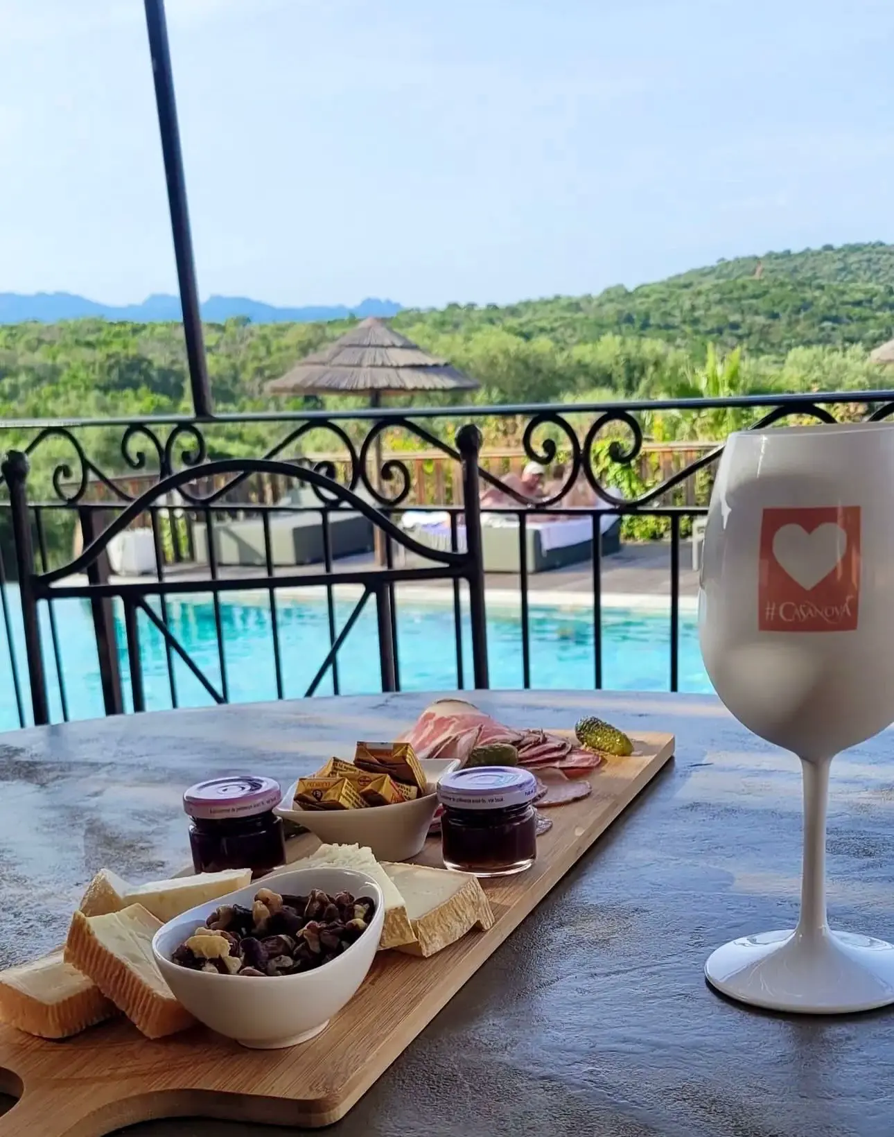 Le bar de la résidence U Pirellu